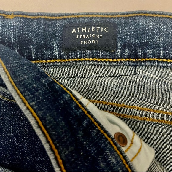 LUCKY BRAND Cut off, Athletic Straight Cut, Jean Shorts. Excellent Condition! - Picture 4 of 10